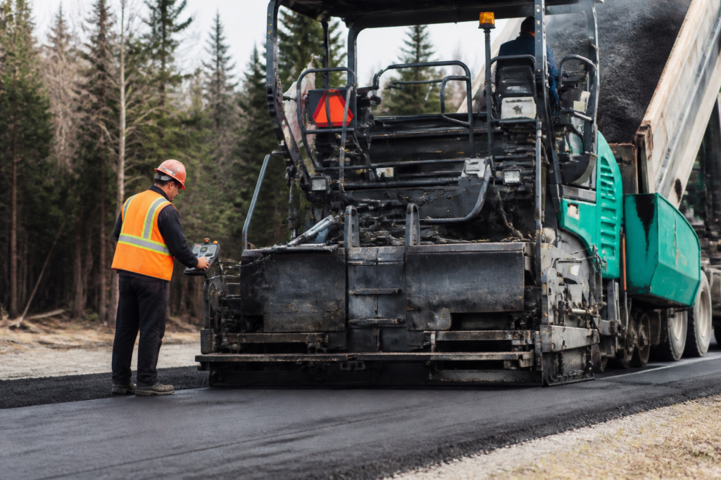 Asphalt Paver Jobs In Canada With Visa Sponsorship For Foreigners In 2026/2027: What It Pays & How to Get Hired