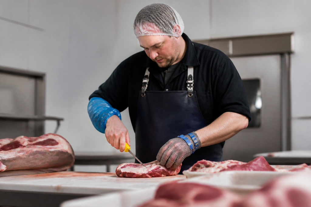 Meat Packer Jobs In UK With Visa Sponsorship For Foreigners In 2026/2027: Salary, Duties & How to Apply