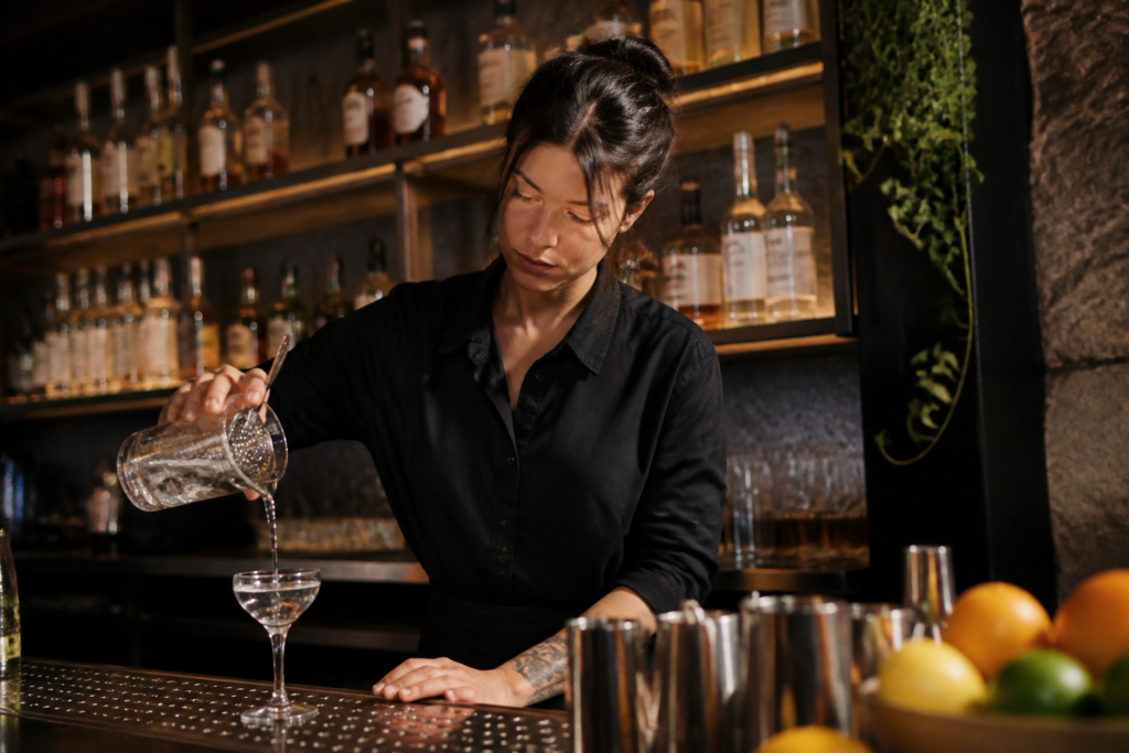 Bartender Jobs In USA With Visa Sponsorship For Foreigners with visa sponsorship